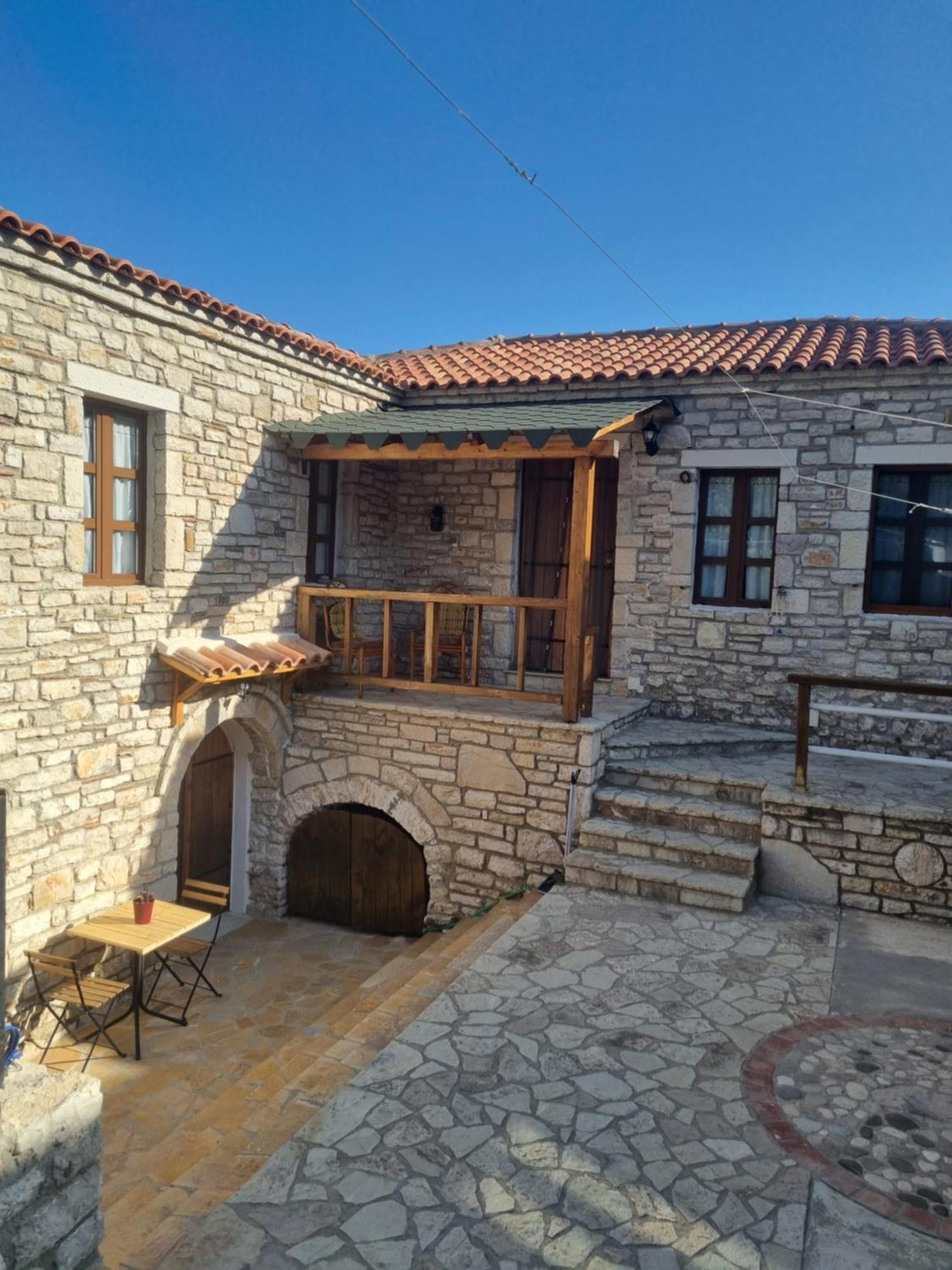 Villa Olive Old Qeparo Zewnętrze zdjęcie