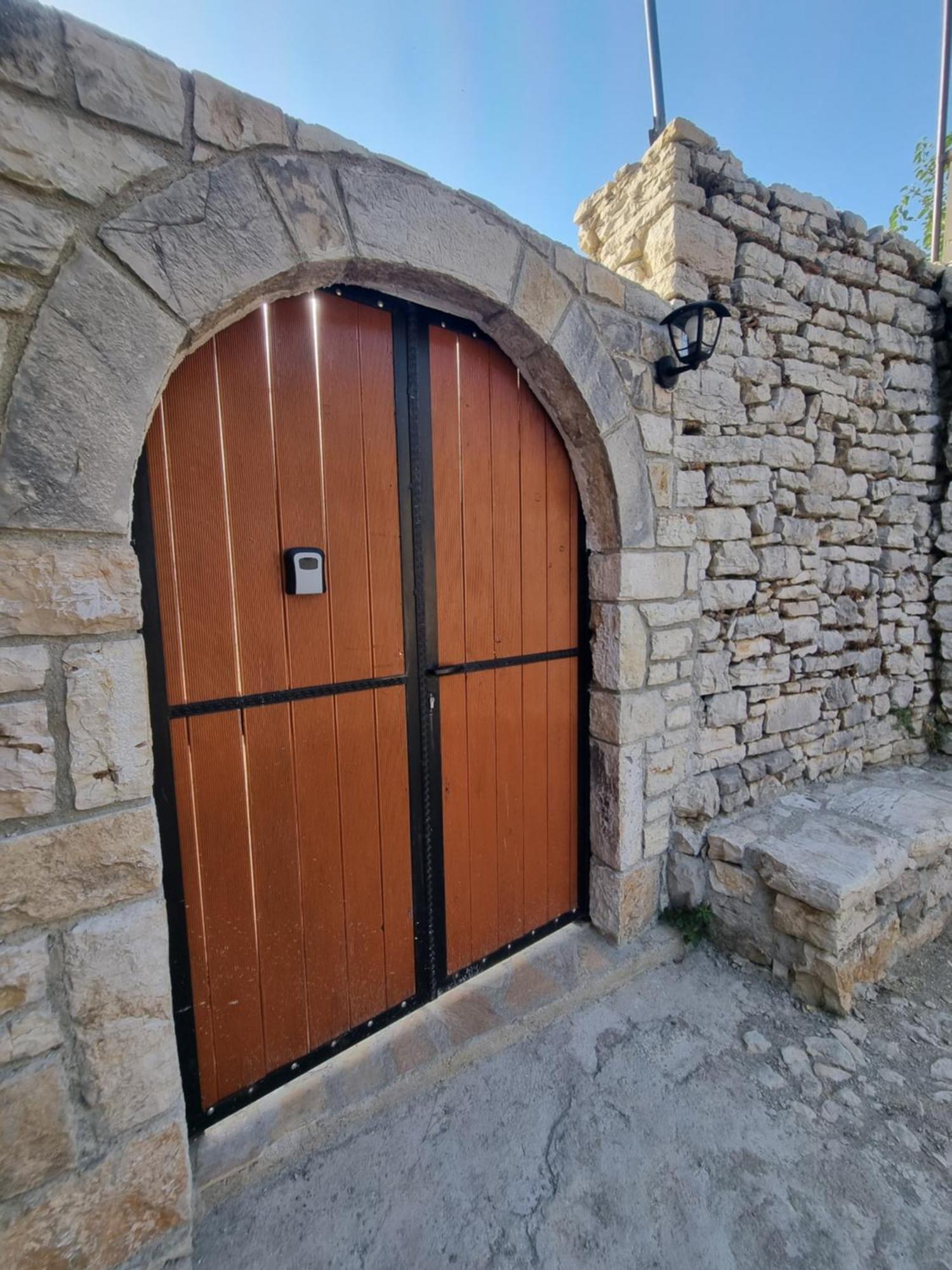Villa Olive Old Qeparo Zewnętrze zdjęcie